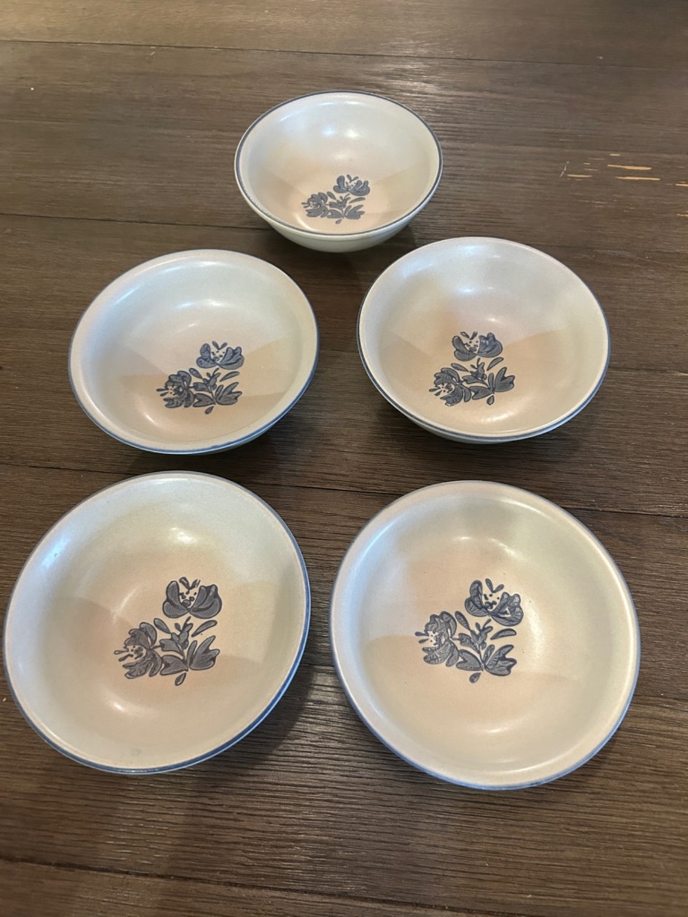 Vintage Pfaltzgraff Yorktowne soup cereal 6” bowls 5 included GUC stoneware